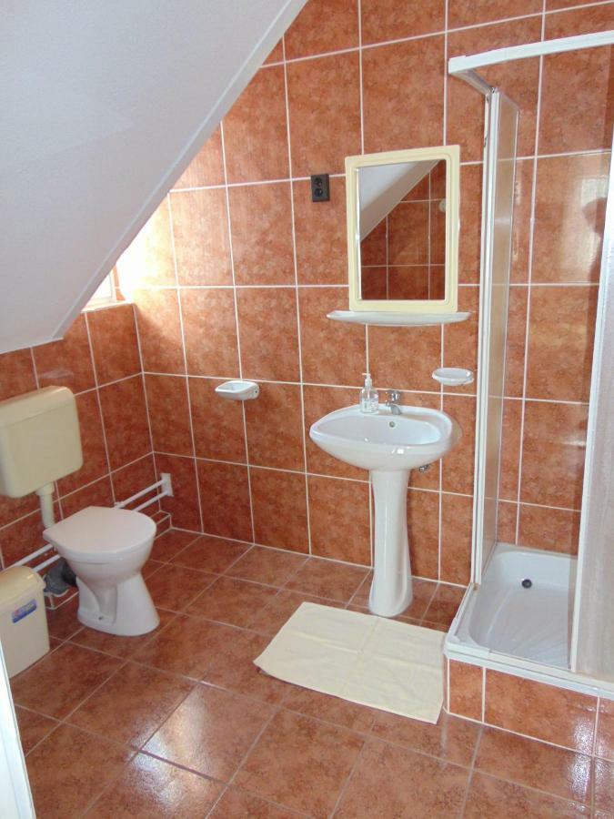 Anna Bathory Apartmanhaz Hajdúszoboszló Exteriör bild